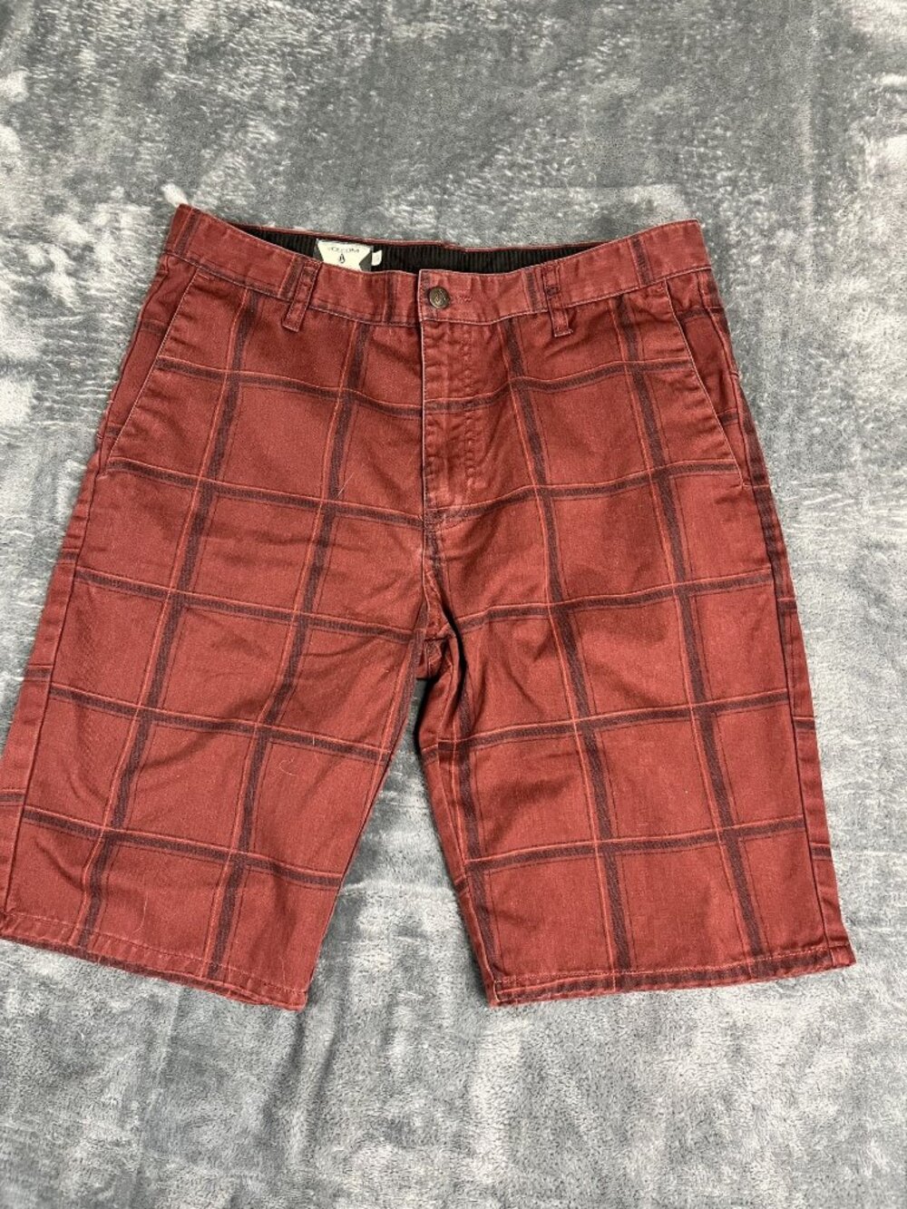 Volcom Mens Red Plaid Checkered Flat-Front Casual Shorts Size 32